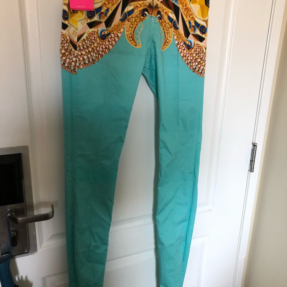 Spectacular Notify Jeans - Picture 3 of 5